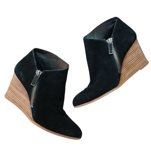 1. State Kaleb Black Suede Wedge Ankle Boot Bootie Women's size - Picture 1 of 12
